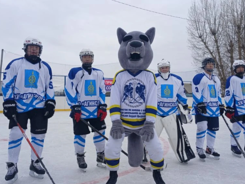 15 юбилейный турнир по хоккею памяти Героя России Алдара Цыденжапова провели в Агинском